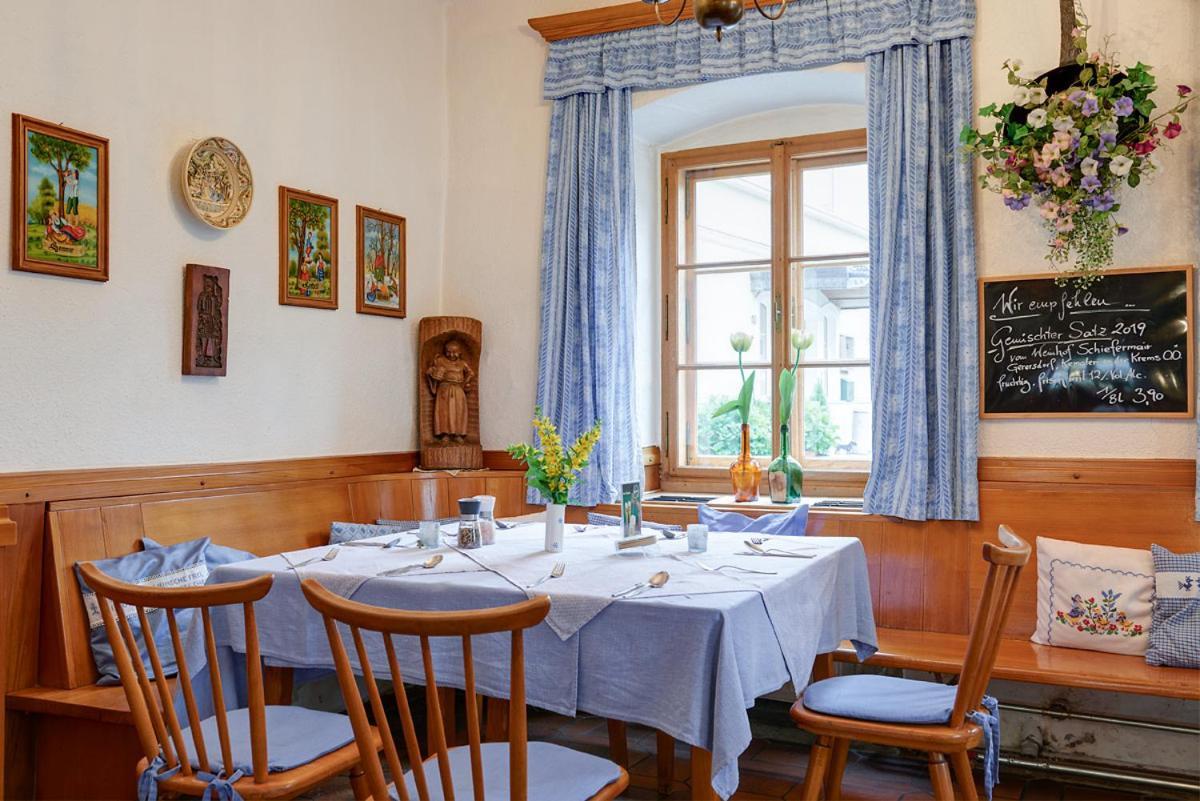 Gasthof Hametner Mit Innviertlerhof Mit Direktem Zugang Zur Therme Mediterrana Durch Unseren Garten! Бад Хол Екстериор снимка